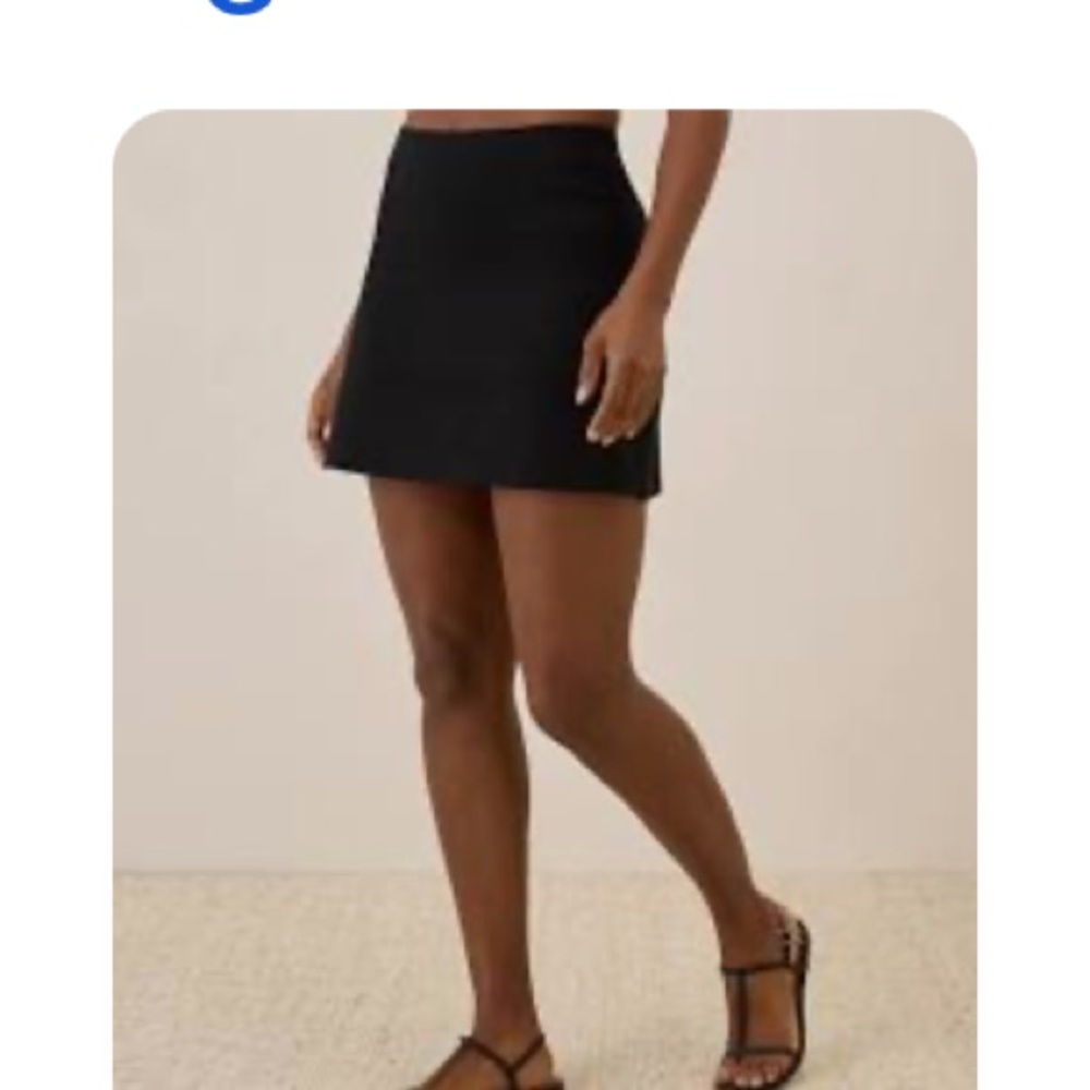 Pact on the go to pocket skort